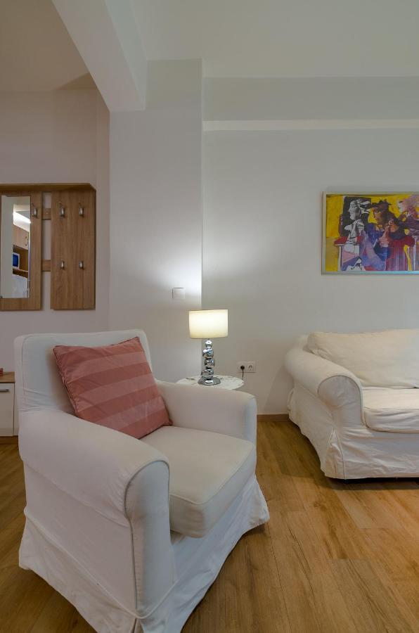 Nice 1Bd Apartment Close To Metro Station Ampelokipoi Athen Exterior foto