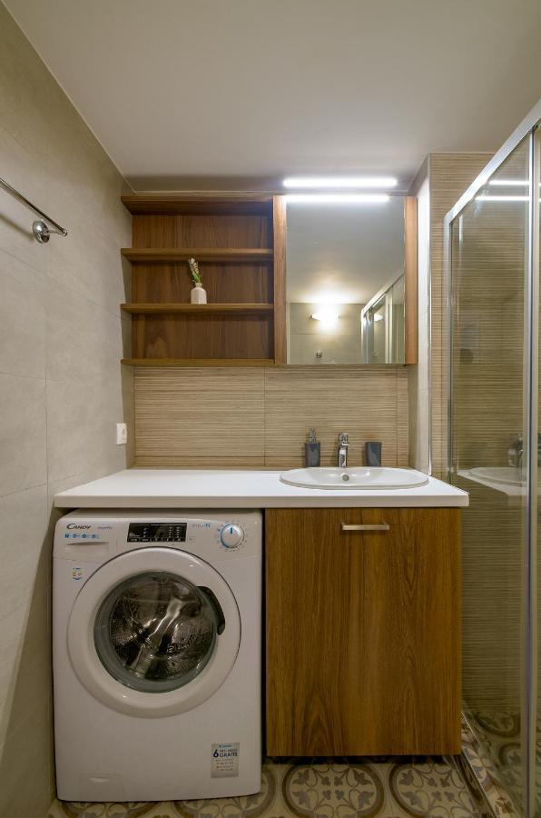 Nice 1Bd Apartment Close To Metro Station Ampelokipoi Athen Exterior foto
